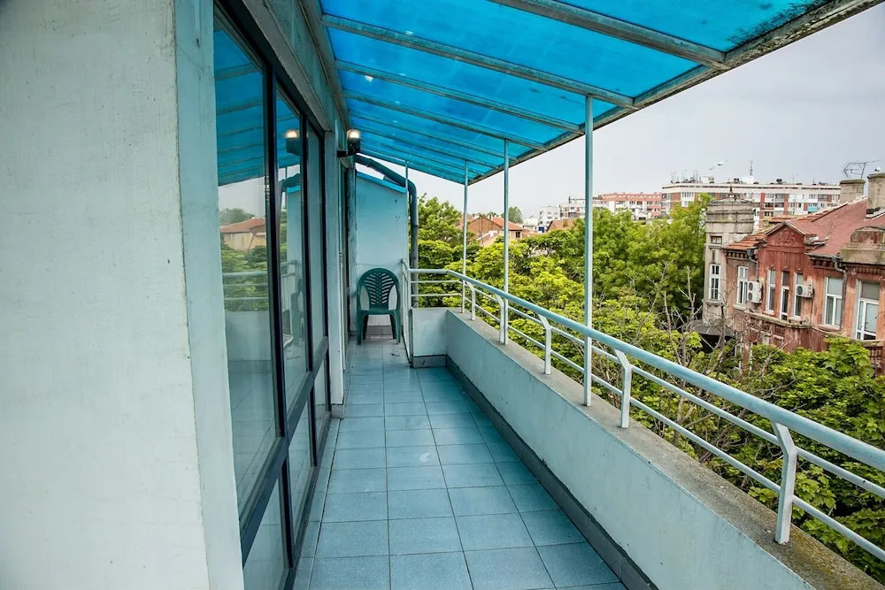 FM Luxury 1-BDR Maisonette with Terrace