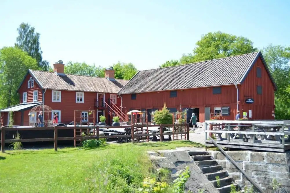 Mallboden Café & Vandrarhem