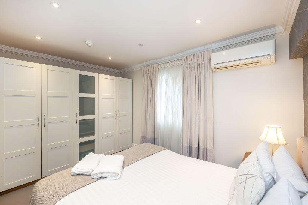 Queensgate Court Apartments