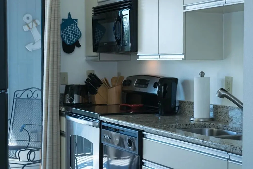 Cove at Sandy Pointe Unit 205a