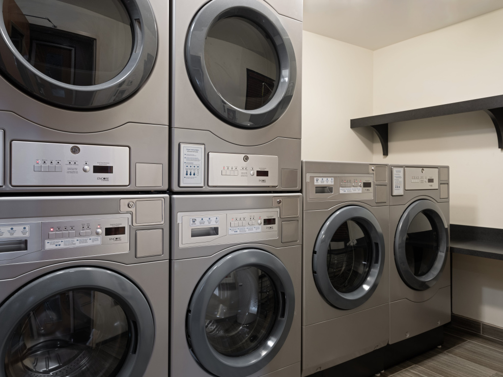 Staybridge Suites Indianapolis Downtown-Convention Center by IHG
