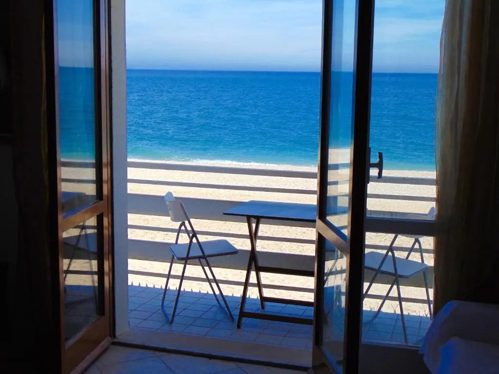 M210 - Marcelli, trilocale fronte mare con vista mozzafiato