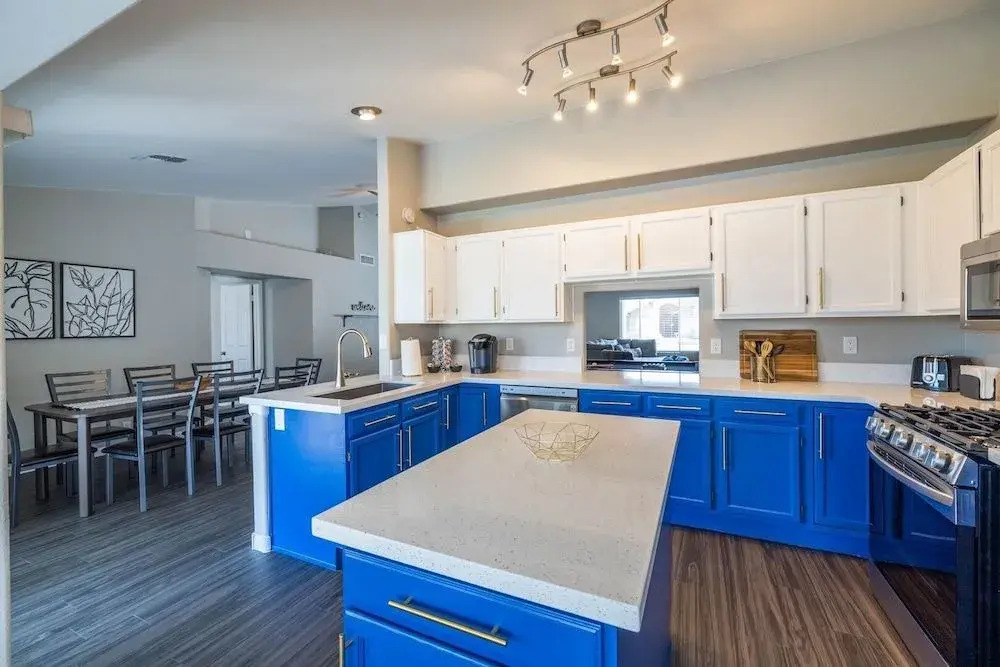 Glendale Keim 4 Bedroom Home By Redawning
