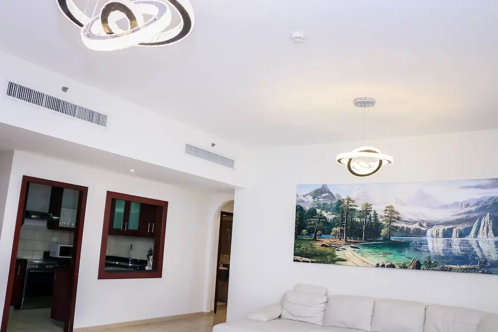 JBR 2 Bedrooms Apartment Rimal 1