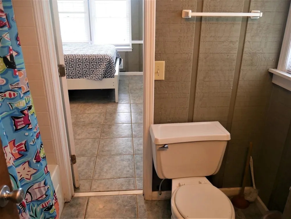 Snug Harbor II - 5 Br Home