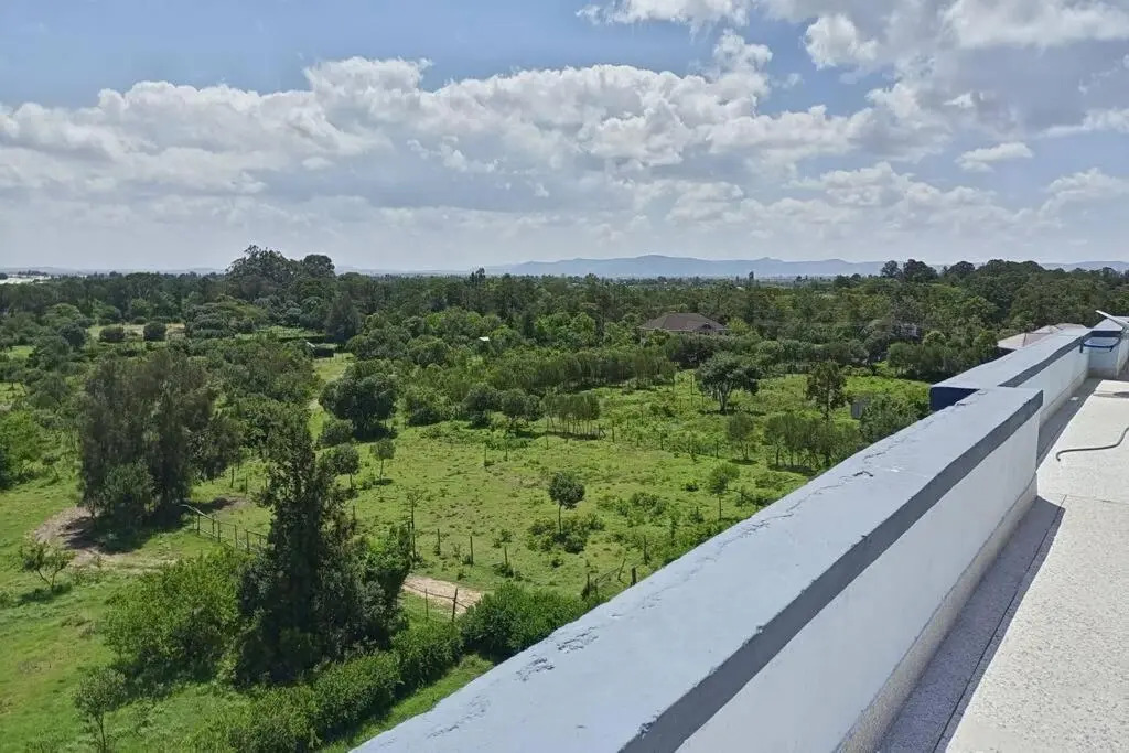 Exquisite Fully Furnished 2 bedroom Apt. Nanyuki with Clear View of Mt. Kenya