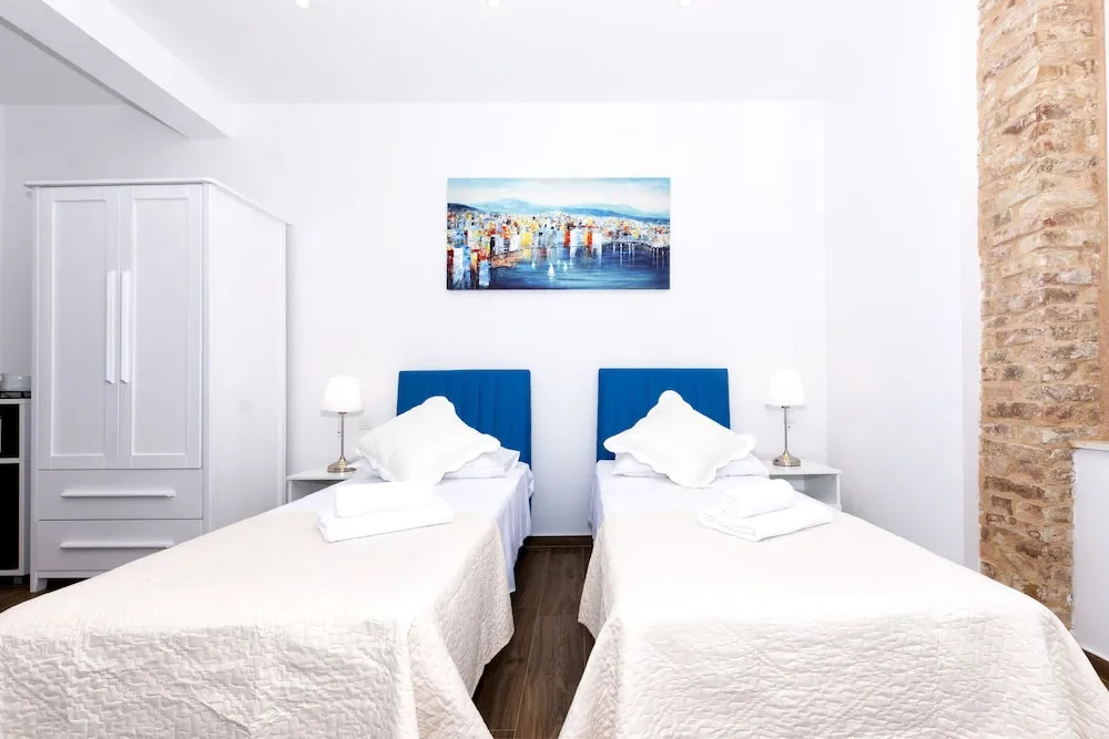Peruzovic Rooms 3