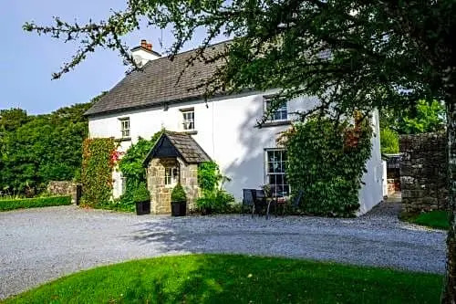 Brooklawn House Bed and Breakfast