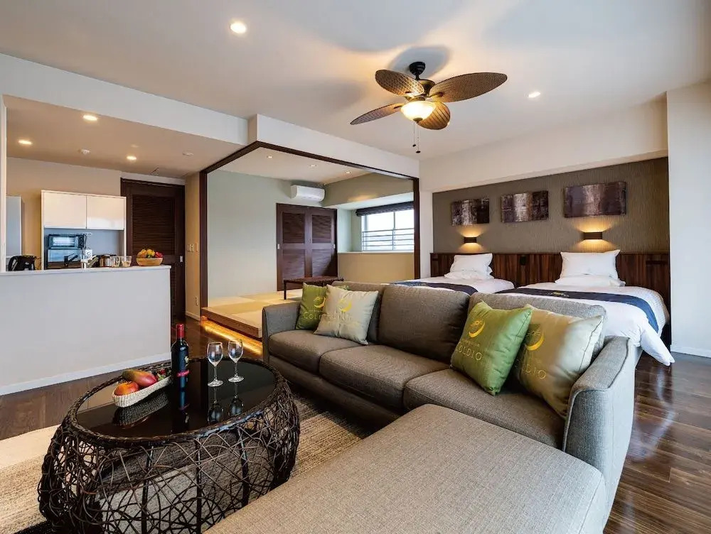 Aqua Palace Chatan by Coldio Premium