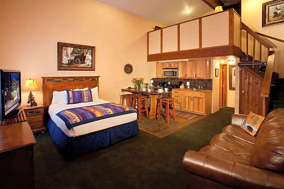 Cottams Lodge by Alpine Village Suites