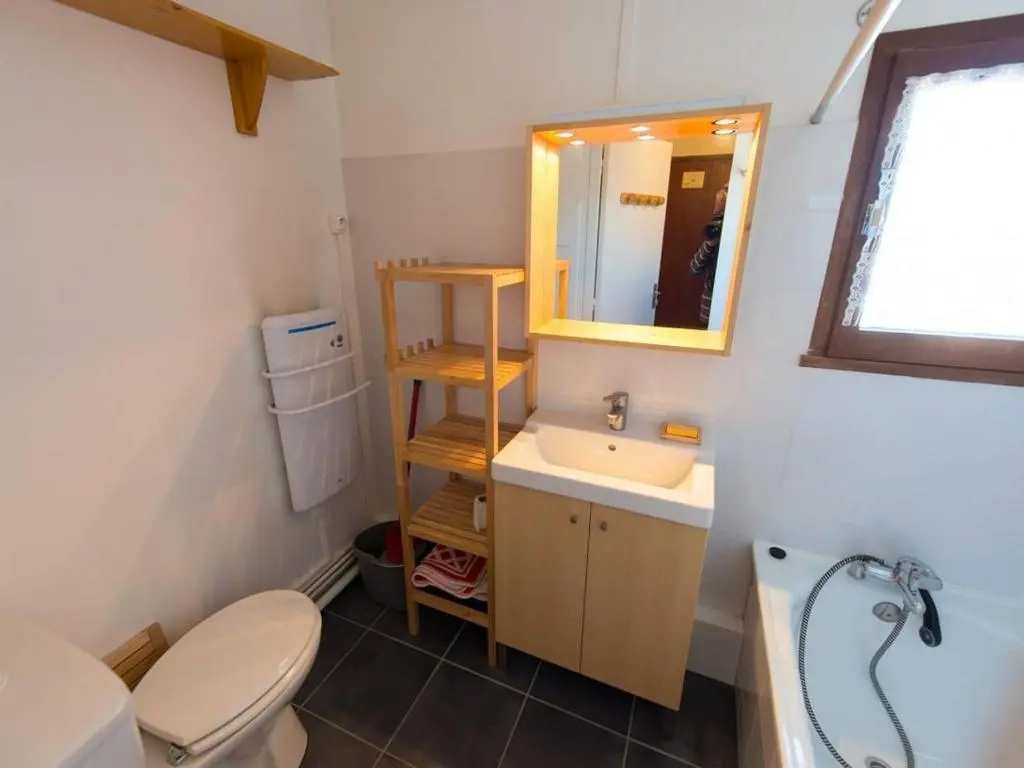 Appartement Risoul, 1 pièce, 4 personnes - FR-1-330-174