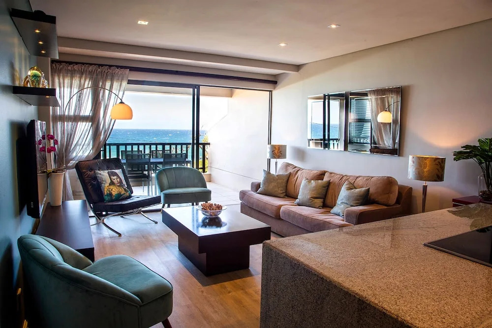 6 Dolphin Views - Near Umdloti Beach
