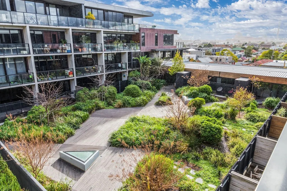Elegant 1 bed 1 Bath Apartment, Free Parking