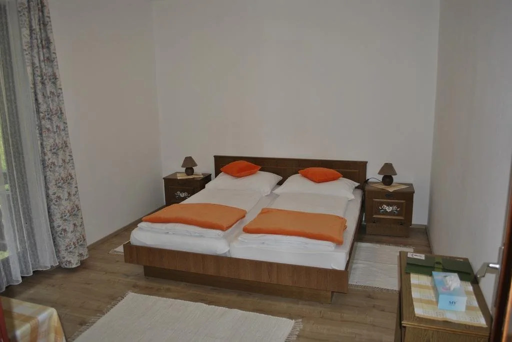 Bed&Breakfast Lausegger