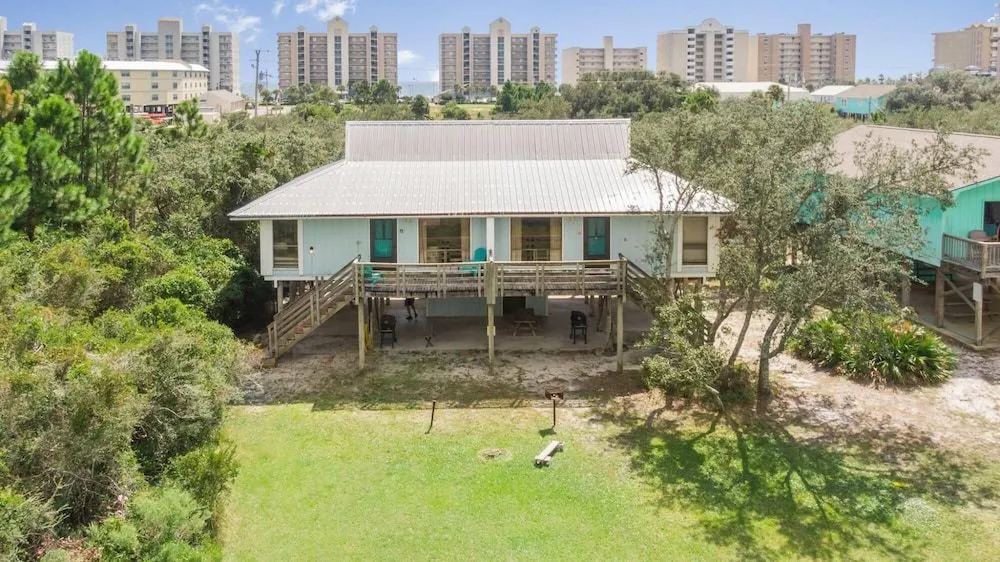 Sailhouse-east Pet Friendly Duplex in Gulf Shores