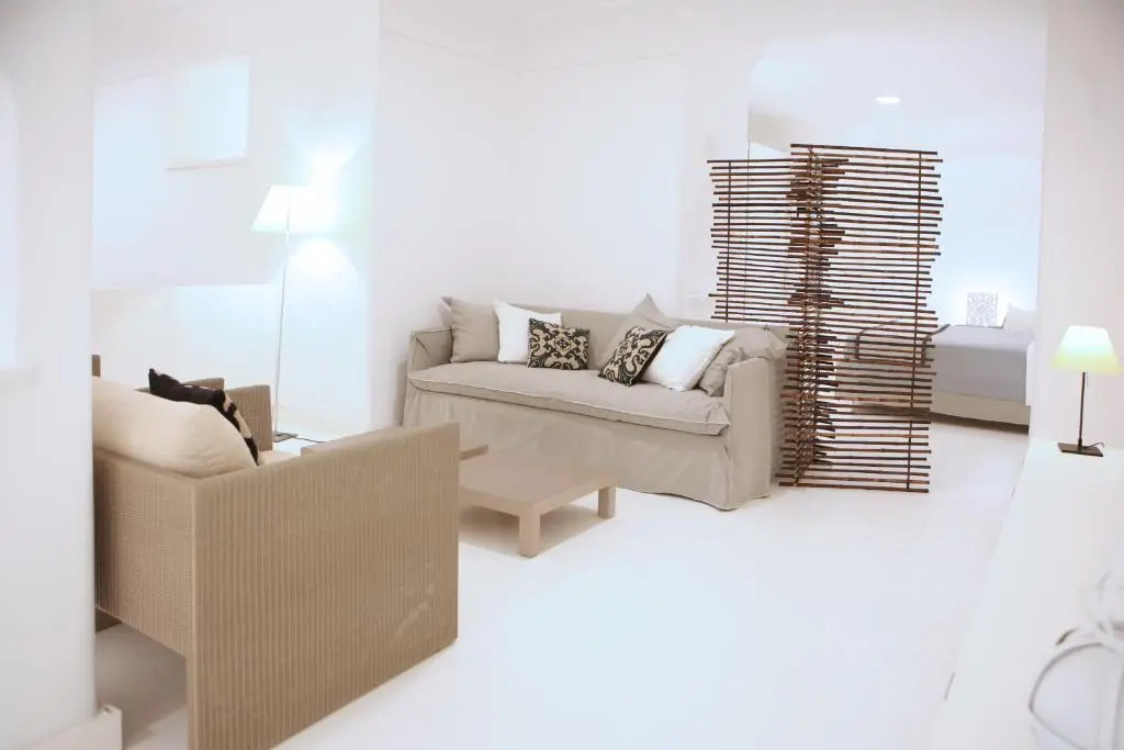White Stylish Apartments
