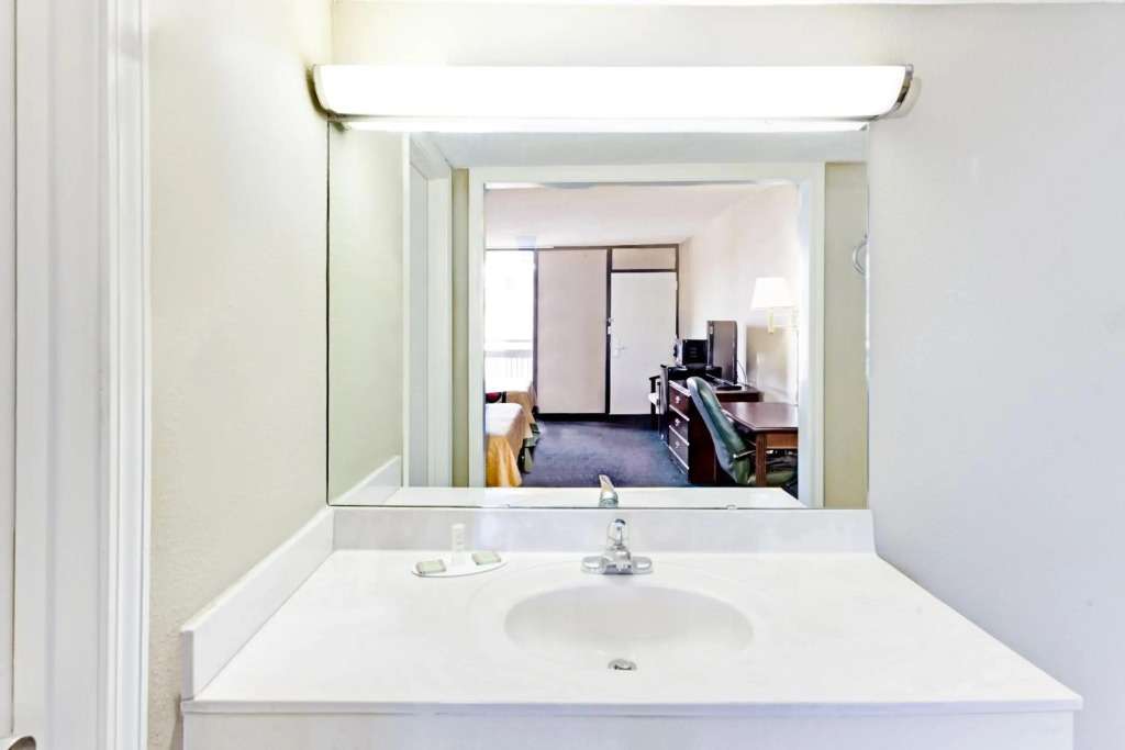Super Inn & Suites Carrollton