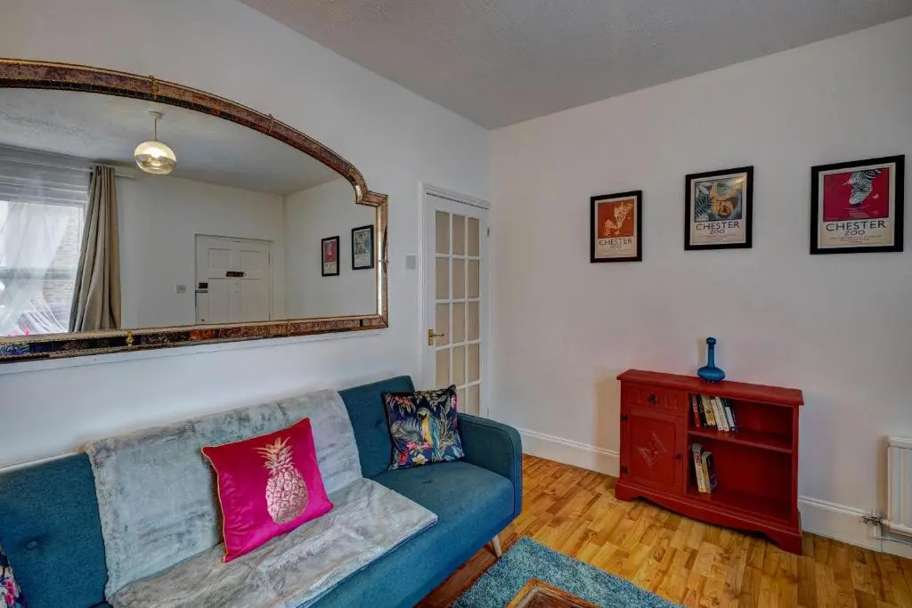 *NEW* Chester Canal Side 2 bed character home