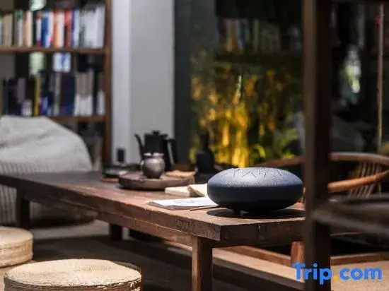 Jingdezhen Seven and a Half Art Inn
