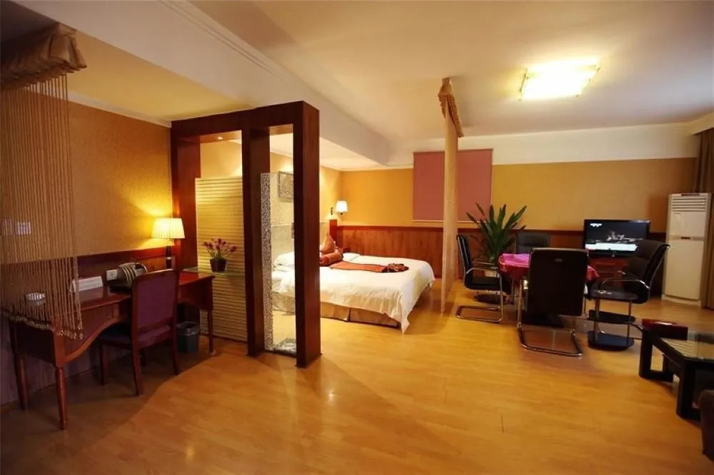 Chengdu Step 18 Island Hotel