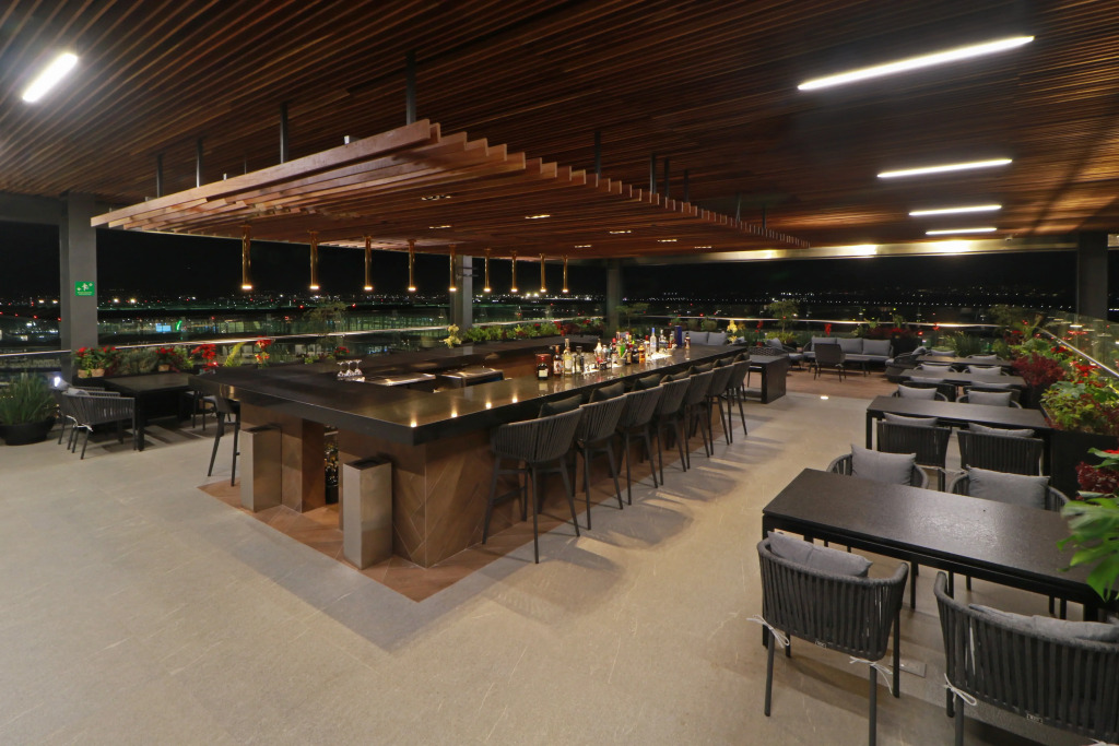 Holiday Inn Hotel and Suites Mexico Felipe Angeles Airport by IHG