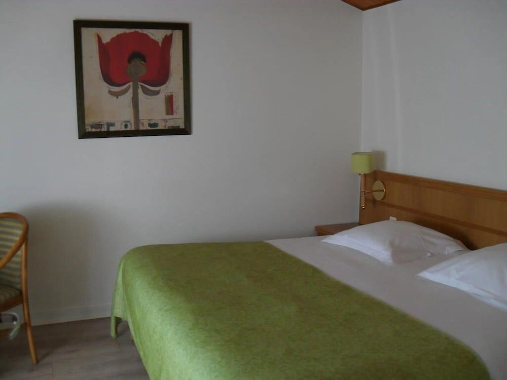 Logis Hôtel Val de Vienne
