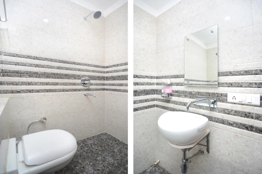 OYO 33389 Hotel 21