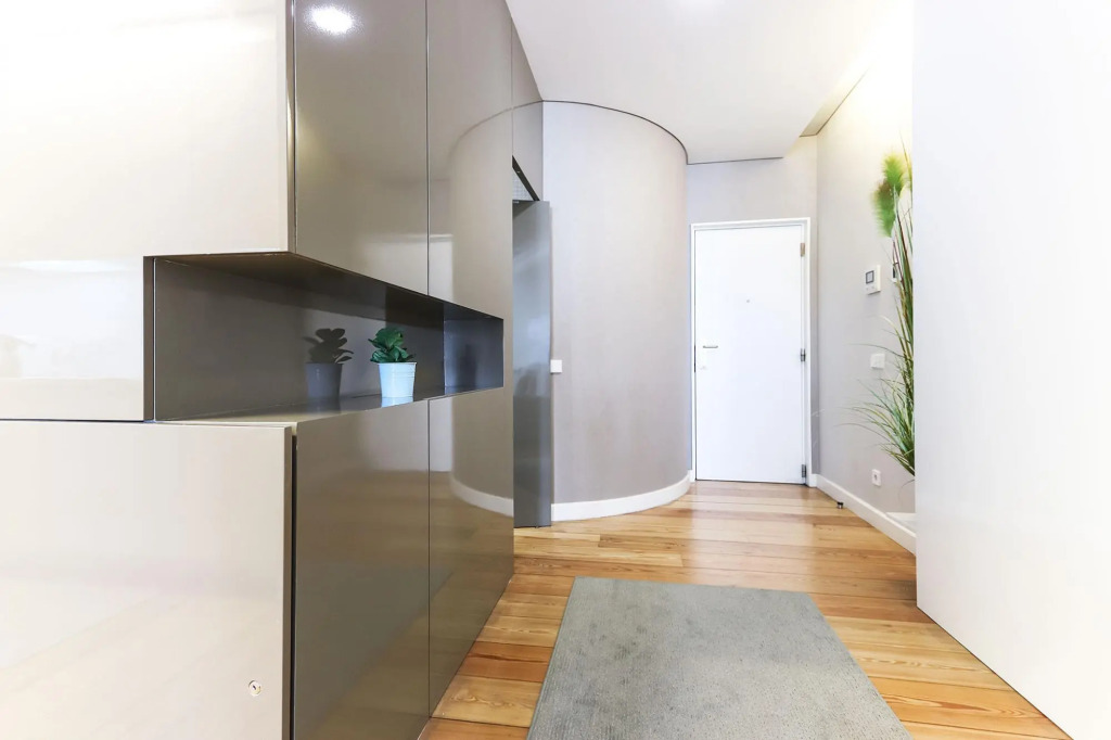 Bedroom in a Modern Apartment in Chiado in a Shared House