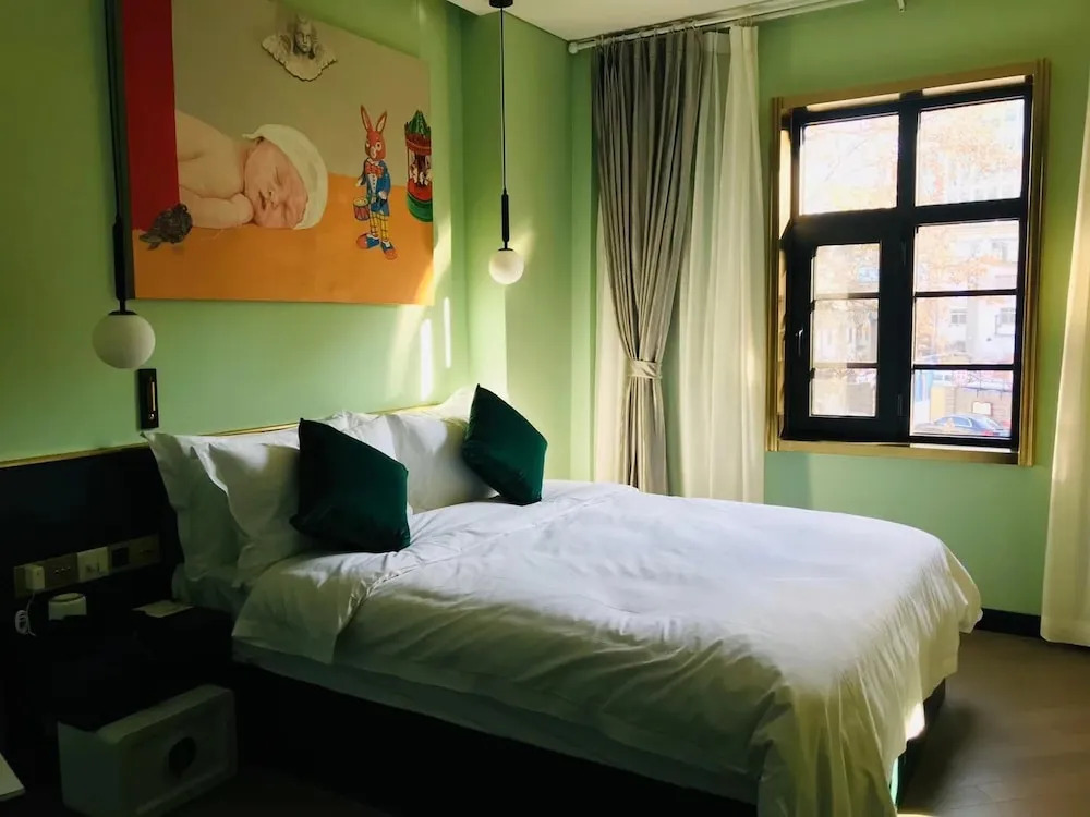 Moon and Chalice Boutique Hotel