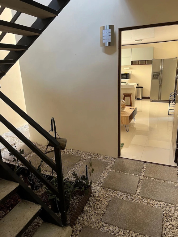 Fully Equipped and Furnished Apartment and Office