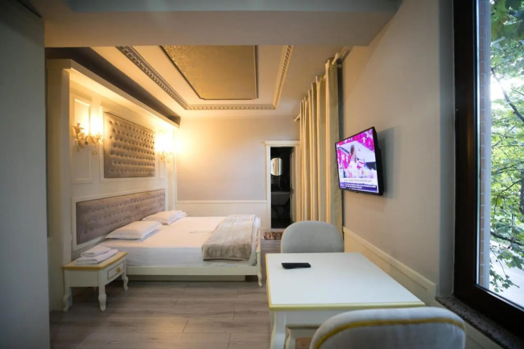 Lotus Hostel