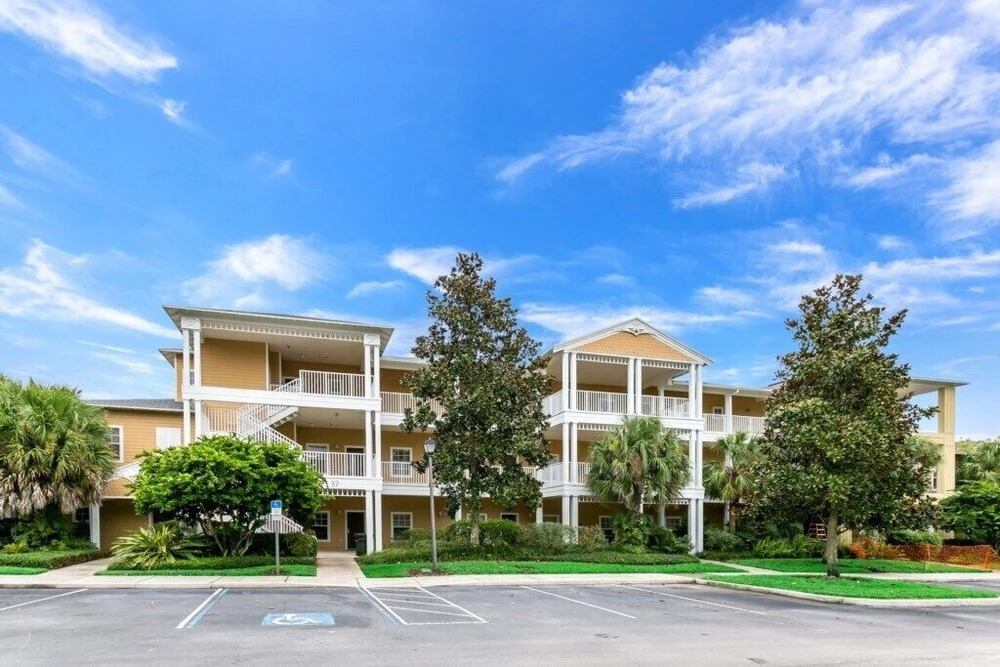 114RUMRUN condo
