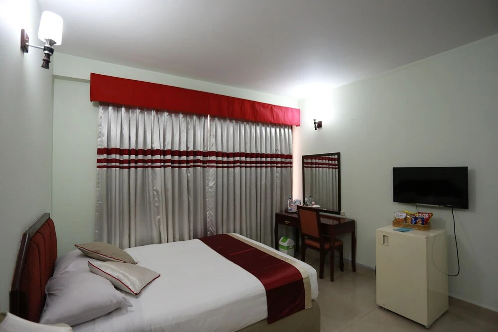 Meridian Hotel & Restaurant