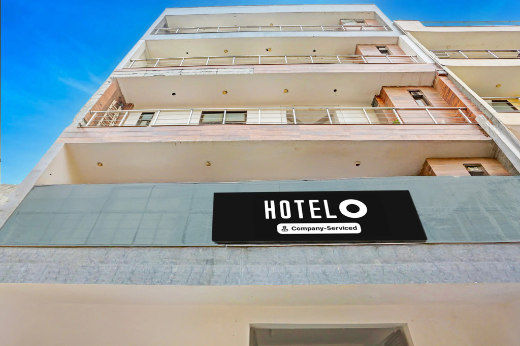 ADB Rooms Hotel Toravio