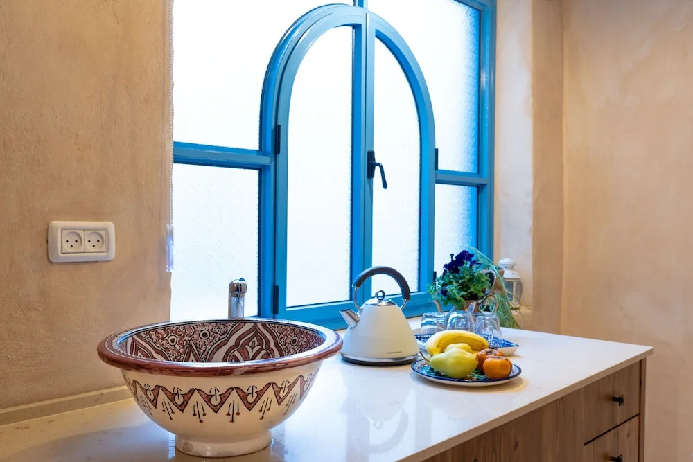 Arabesque Arts & Residency