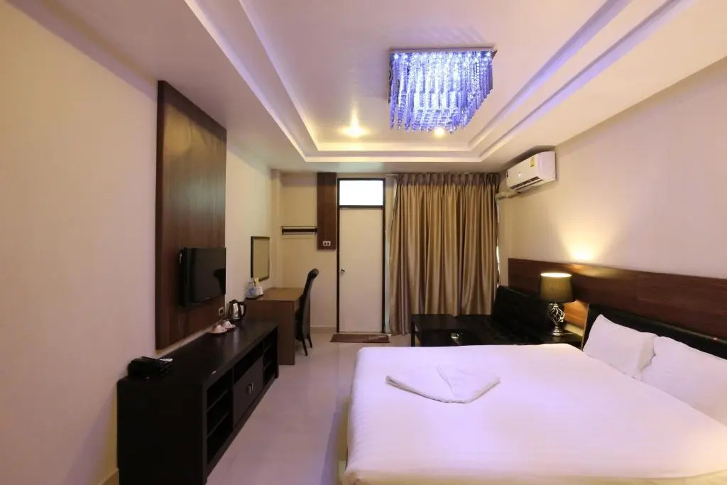 HTel Resort