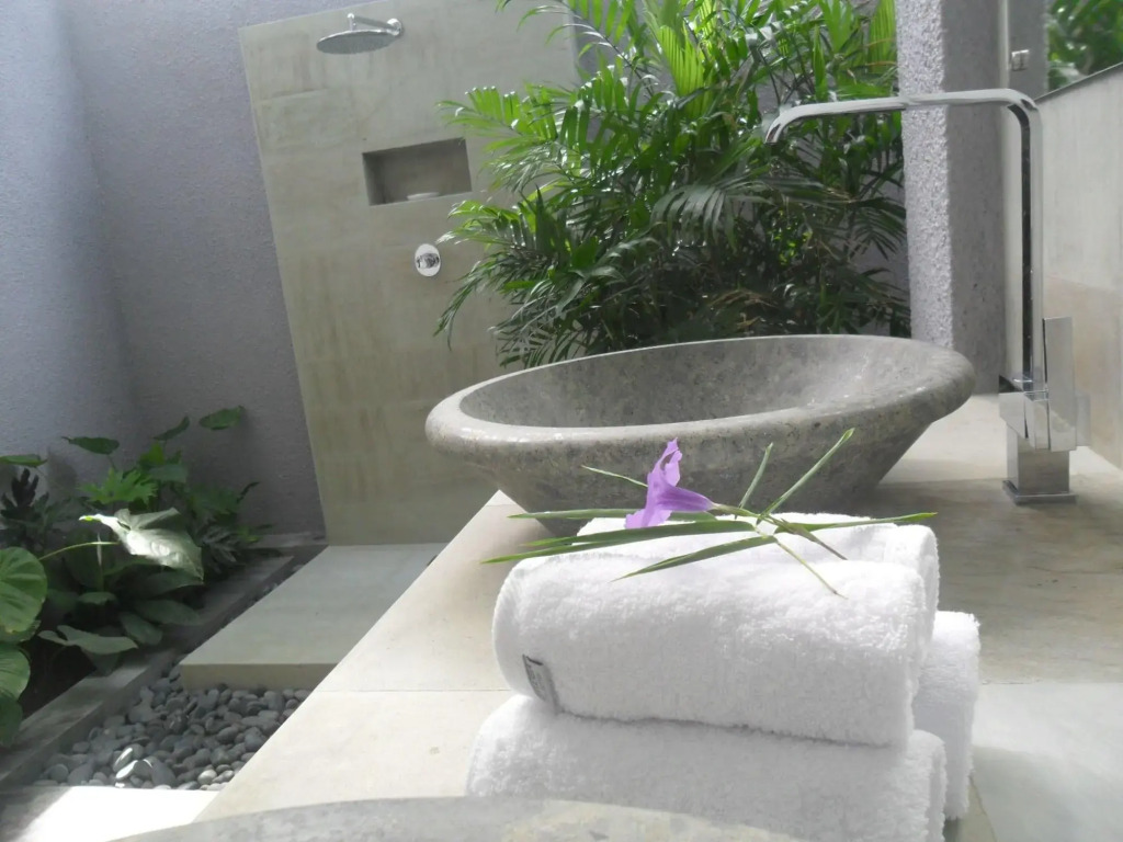 JuBlu Hotel