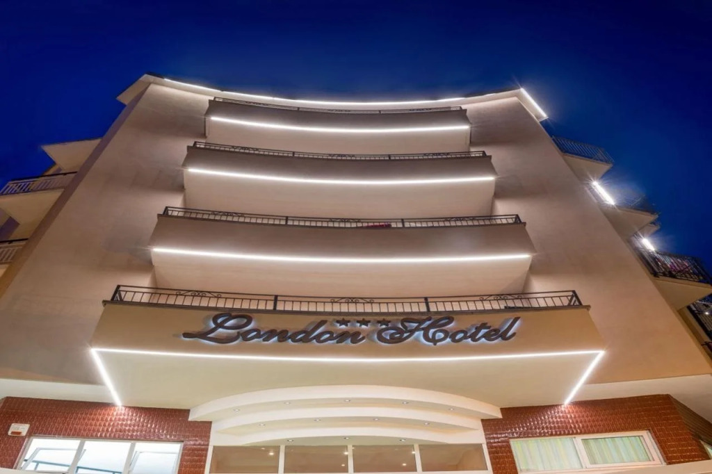 Hotel London