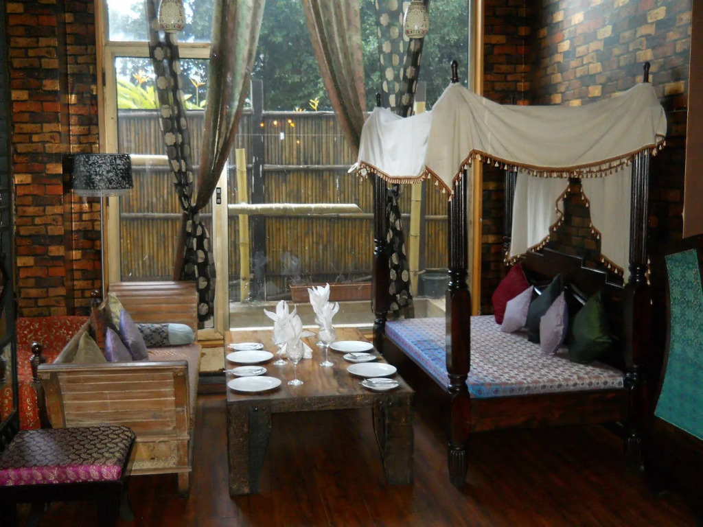 Treebo Regency - Bund Garden, Dhole Patil Road
