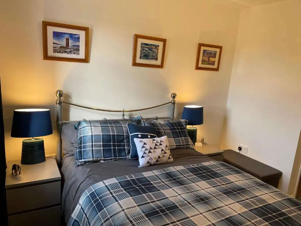 Luxury Portrush Holiday Homes - The Grange, Portrush Sleeps 12 - 6 bedrooms