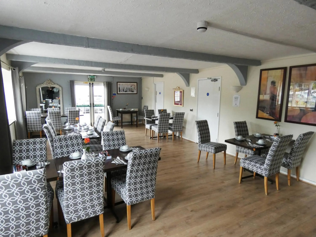 The Riverside Hotel