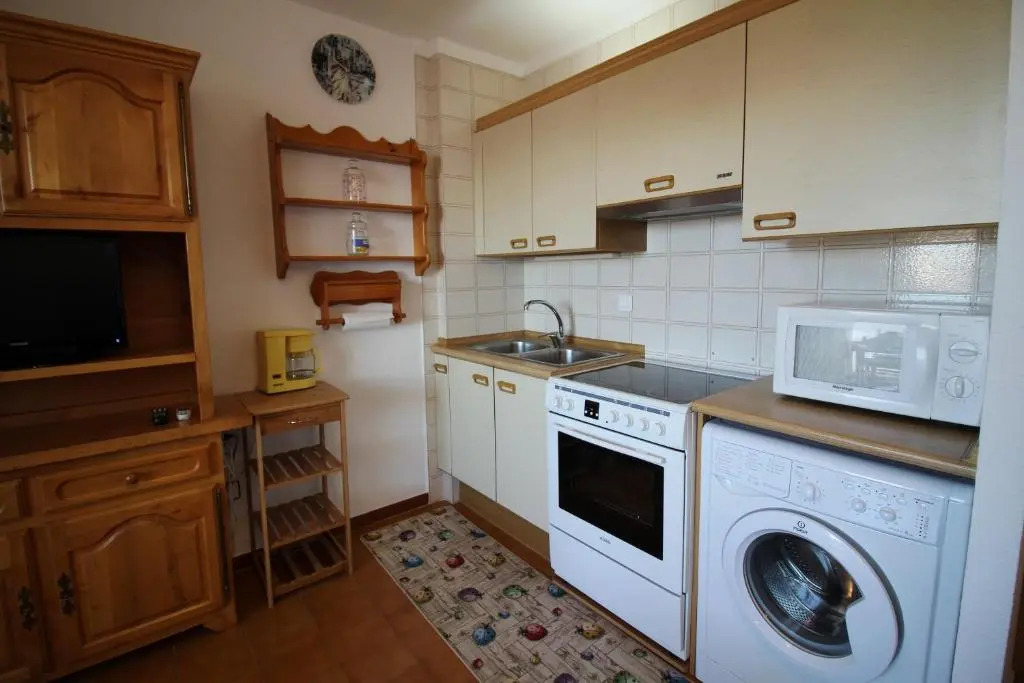 Basic Comfort Apartment Pattaya 3º