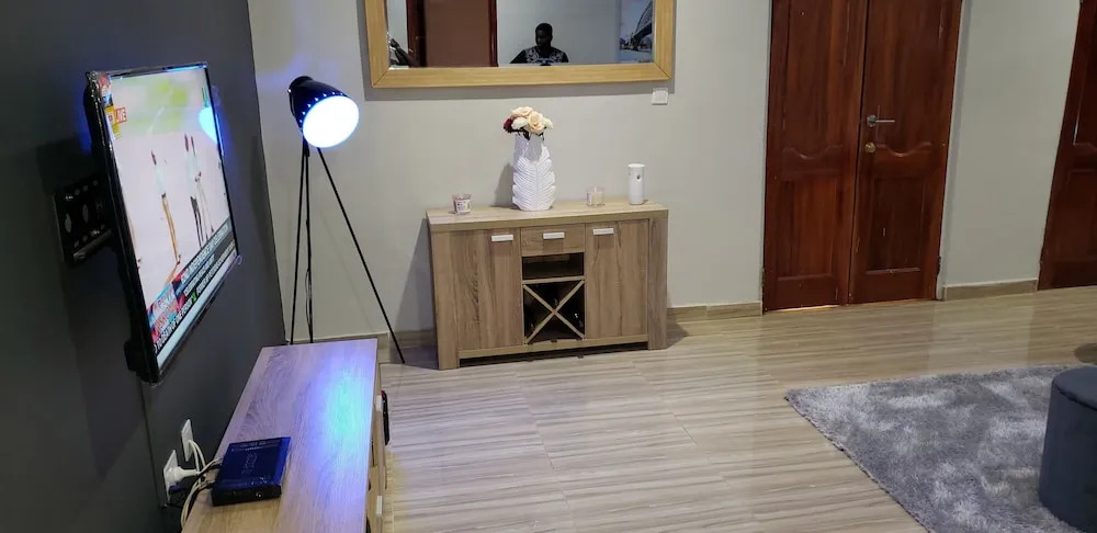 Candice serviced Apartment