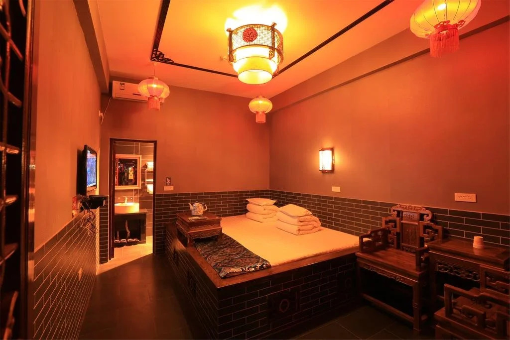 Yijingxuan boutique lnn