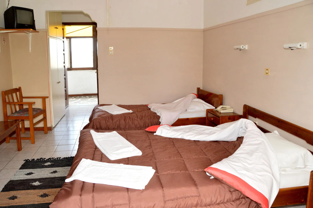 Miranta Hotel - Apartments & Studios