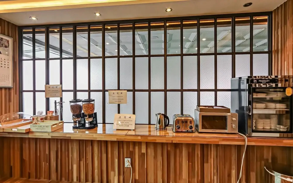 Busan Gangseo Sinho-dong V Hotel