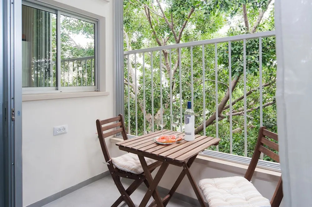 Sea N' Rent Selected Apartments