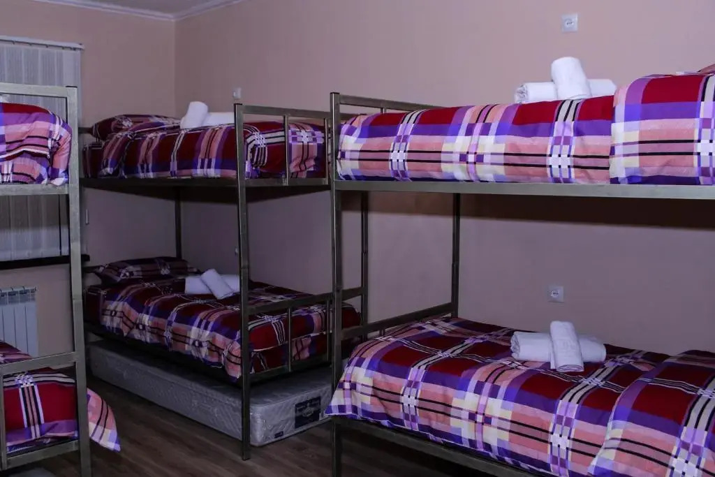 Bee Lucky Hostel and Tours