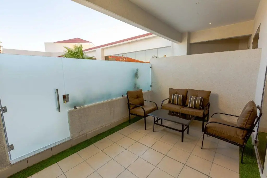 Iridium Hotel
