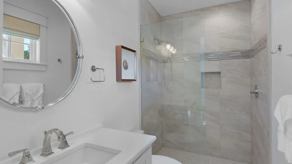 Stunning Luxury Beach Home: Gulf Views, Large Private Pool, Free Beach Setup!